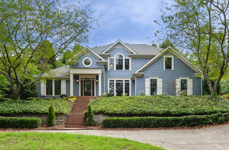Explore all the luxury homes for sale in Brookhaven, GA 30319
