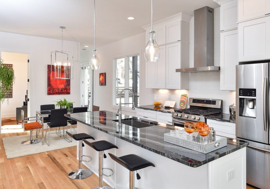 An Urban Nest in East Lake! Modern home with gourmet kitchen at 2587 Knox St in Atlanta.